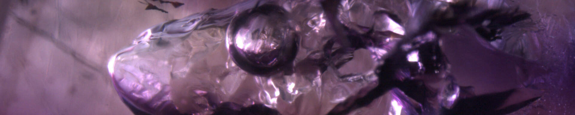 Two-phase inclusion in amethyst, Brazil